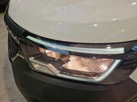 Usado Renault Kangoo 95 CV (69 kW) 2023 Blanco Monovolumen