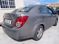 Usado Chevrolet Aveo LT 86 CV (63 kW) 2012 Gris Berlina