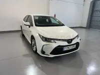 Usado Toyota Corolla Business Edition 122 CV (89 kW) 2021 Blanco Berlina