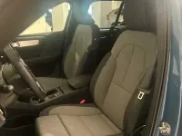 Usado Volvo XC40 Core 2023 Azul SUV