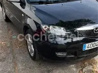 Usado Mazda 2 Sportive 100 CV (73 kW) 2004 Negro Utilitario