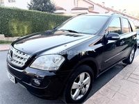 Usado Mercedes ML500 306 CV (225 kW) 2005 Negro SUV