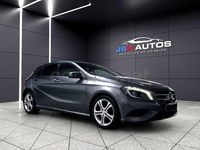 Usado Mercedes A200 Urban 156 CV (114 kW) 2014 Gris / plata Berlina