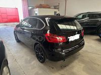 Usado BMW 225 Active Tourer iPerformance 224 CV (164 kW) 2017 Negro Monovolumen