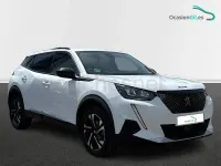 Usado Peugeot 2008 Allure 110 CV (80 kW) 2022 Blanco SUV