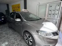 Usado Nissan Pulsar Acenta 115 CV (84 kW) 2017 Gris / plata Utilitario