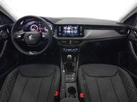 Usado Skoda Scala Ambition 110 CV (80 kW) 2023 Plata brilliant metalizado Utilitario