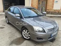 Usado Toyota Avensis Sol 116 CV (85 kW) 2006 Gris / plata Berlina