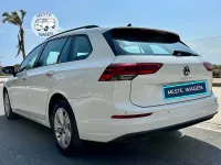 Usado VW Golf VIII 115 CV (84 kW) 2021 Blanco Familiar