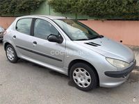 Usado Peugeot 206 75 CV (55 kW) 2005 Gris / plata Berlina