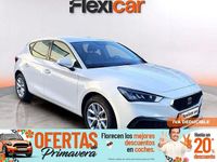Usado Seat Leon Style 110 CV (80 kW) 2024 Blanco Berlina