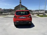 Usado Jeep Renegade Limited 120 CV (88 kW) 2022 Rojo SUV