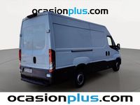 Begagnad Iveco Daily 156 HK (114 kW) 2023 Vit Kombi