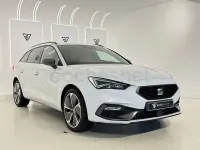 Usado Seat Leon FR 204 CV (150 kW) 2021 Blanco Familiar