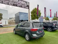 Usado VW Touran Sportline 150 CV (110 kW) 2018 Gris / plata Monovolumen