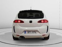 Usado Seat Leon Sport 103 CV (75 kW) 2007 Blanco Berlina