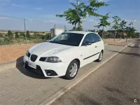 Usado Seat Ibiza Reference 85 CV (62 kW) 2008 Blanco Berlina
