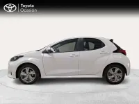 Usado Toyota Yaris Active 116 CV (85 kW) 2025 Blanco Utilitario
