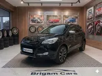 Usado Ford Kuga Business Edition 150 CV (110 kW) 2017 Negro SUV