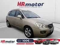 Usado Kia Carens Active 140 CV (102 kW) 2007 Beige Monovolumen