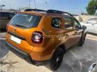 Usado Dacia Duster Essentiel 95 CV (69 kW) 2018 Naranja SUV