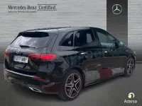 Usado Mercedes B200 150 CV (110 kW) 2023 Negro Utilitario
