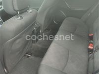 Usado Mercedes C220 Classic 143 CV (105 kW) 2004 Gris / plata Berlina