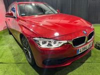 Usado BMW 320 Comfort Edition 184 CV (135 kW) 2015 Rojo Familiar