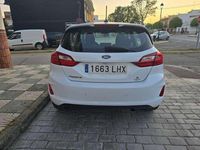 Usado Ford Fiesta Trend 86 CV (63 kW) 2020 Blanco Utilitario