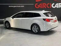 Usado Toyota Corolla Active 122 CV (89 kW) 2021 Blanco Berlina