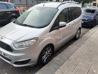 Usado Ford Tourneo Courier Titanium 95 CV (69 kW) 2016 Gris / plata Monovolumen