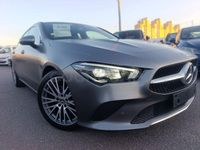 Usado Mercedes CLA200 Shooting Brake 150 CV (110 kW) 2022 Gris / plata Familiar