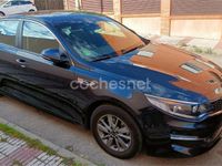 Usado Kia Optima 141 CV (103 kW) 2016 Azul Berlina