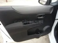 Usado Toyota Yaris Active 90 CV (66 kW) 2014 Blanco Utilitario