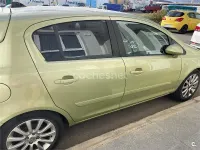 Usado Opel Corsa Enjoy 80 CV (58 kW) 2008 Verde Utilitario