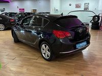 Usado Opel Astra 140 CV (102 kW) 2015 Utilitario