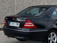 Usado Mercedes C180 Avantgarde 143 CV (105 kW) 2004 Negro Berlina