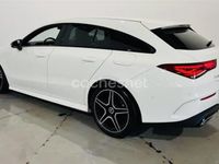 Usado Mercedes CLA200 Shooting Brake 150 CV (110 kW) 2023 Blanco Familiar