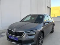 Usado Skoda Kamiq 150 CV (110 kW) 2022 Gris / plata SUV