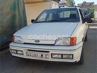 Usado Ford Fiesta Ghia 59 CV (43 kW) 1989 Blanco Berlina