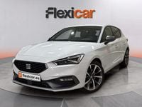Usado Seat Leon FR 110 CV (80 kW) 2024 Blanco Familiar