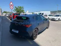 Usado Cupra Leon VZ 245 CV (180 kW) 2022 Azul Berlina