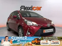Usado Toyota Yaris Active 69 CV (50 kW) 2019 Rojo Utilitario