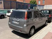 Usado Suzuki Ignis 69 CV (50 kW) 2006 Gris / plata Utilitario