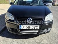 Usado VW Polo Advance 70 CV (51 kW) 2006 Negro Berlina