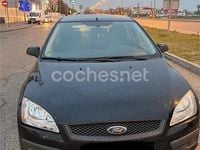 Usado Ford Focus Trend 100 CV (73 kW) 2006 Negro Berlina