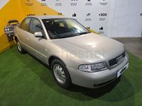Usado Audi A4 150 CV (110 kW) 1999 Beige Berlina