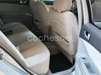Usado Hyundai Sonata Comfort 140 CV (102 kW) 2007 Gris / plata Berlina