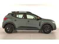 Usado Dacia Sandero Expression 101 CV (74 kW) 2025 Gris / plata Berlina