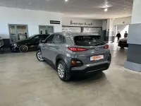 Usado Hyundai Kona 120 HP (88 kW) 2023 SUV